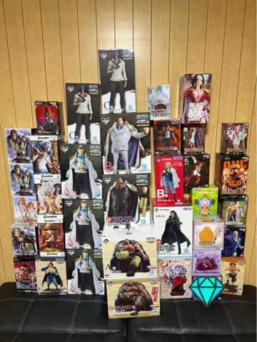 원피스 피규어 묶음 판매 (덤 포함)