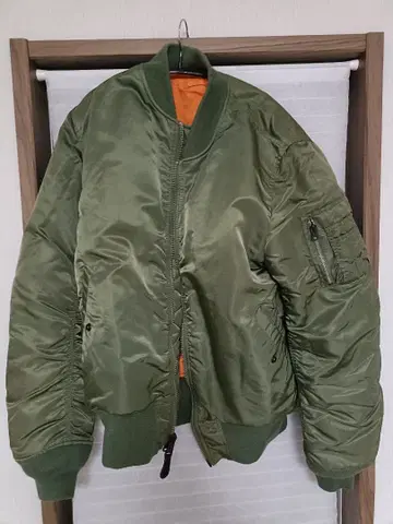 AVIREX MA-1 레어 사이즈 XL