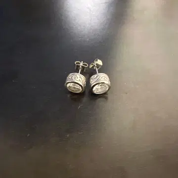 AVALANCHE 실버 귀걸이