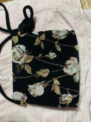 꽃무늬 숄더백 블랙