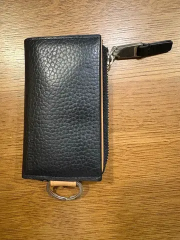 Calvin Klein 블랙 가죽 키케이스