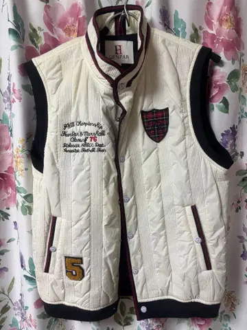 화이트 남성용 퀼팅 다운 베스트 충전솜 자수 라이더 L 화이트