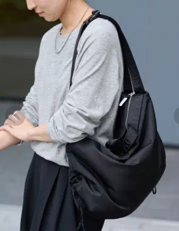 FRAMeWORK 별주 숄더백 NOMADIS