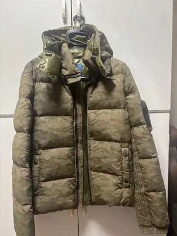 TATRAS 카모플라쥬 다운 자켓