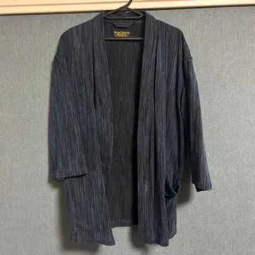 저널 스탠다드와 구루메가스리의 콜라보 아이템입니다