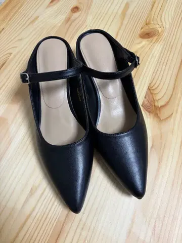 펌프스 샌들? M size 23cm 정도