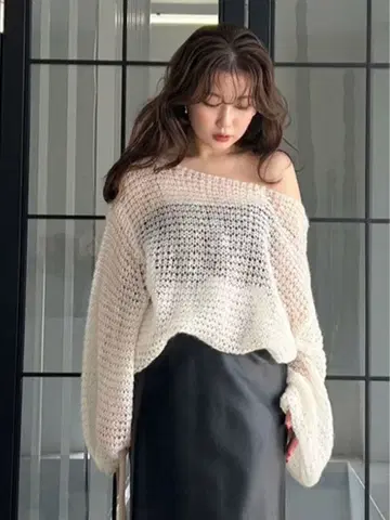 FRAY I.D (프레이 아이디) 시어 모헤어 니트 풀오버