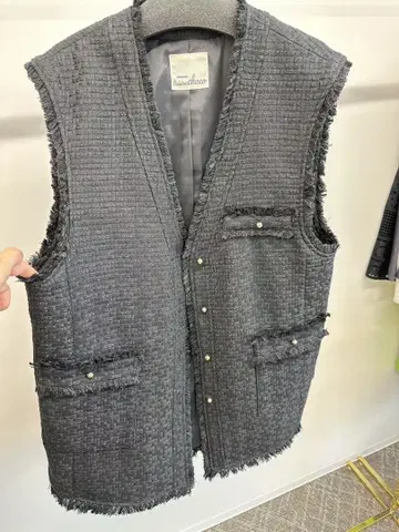 미사용 새상품 troisiemeCHACO: 트위드 베스트 38