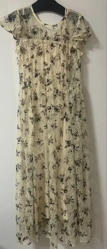 릴리 브라운 드레스