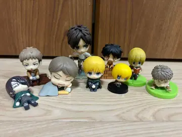 진격의 거인 피규어 묶음 판매