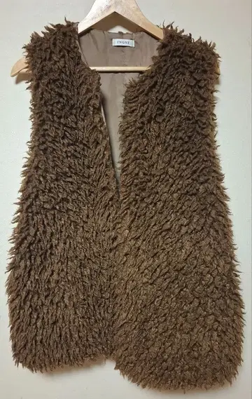 INGNI 브라운 퍼 니트 베스트 M 사이즈