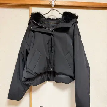 ZARA 아우터 이번 시즌 M 사이즈