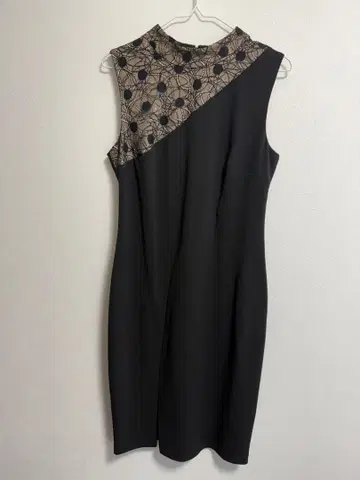 [ 미사용 ] DKNY 슬리브리스 타이트 원피스 블랙