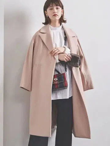 유나이티드 애로우즈 빅 테일러드 코트 핑크