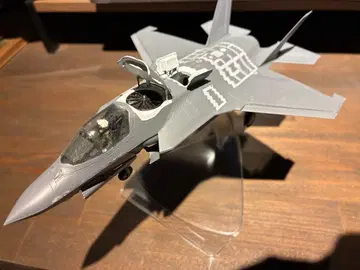 F-35 모형 1/72 스케일 그레이