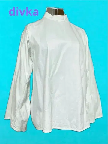 divka 화이트 하이넥 플레어 슬리브 셔츠