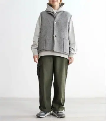 새상품급 지오트로 워크 니트 베스트 saro 사로 별주