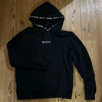 RVCA 블랙 후드 부착 후드티 S