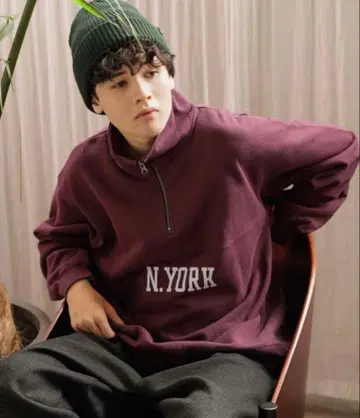 니코앤드 모듬 레트로 디자인 하프 지퍼 풀오버 보르도