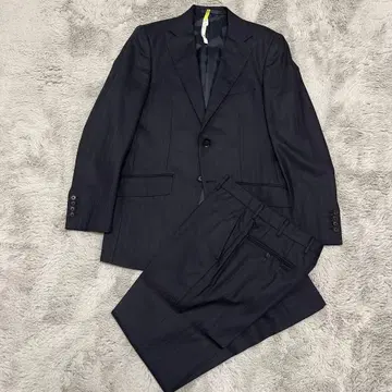 다크 네이비 스트라이프 비즈니스 정장