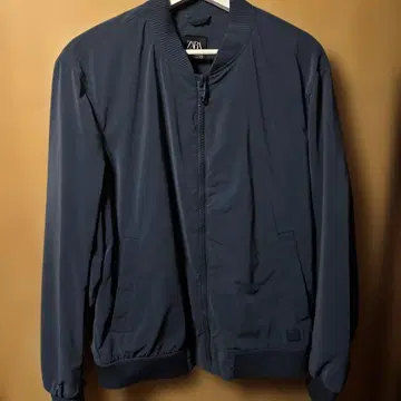 ZARA 네이비 점퍼 M 사이즈