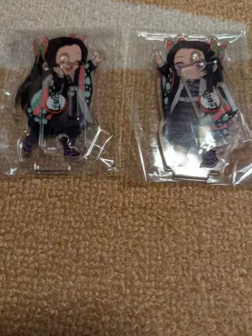 귀멸의 칼날 코쵸 카나에 이어지는 아크릴 스탠드