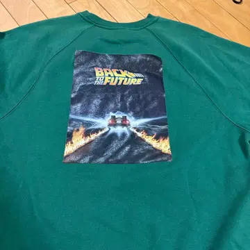 백투더퓨처 트레이닝복 L