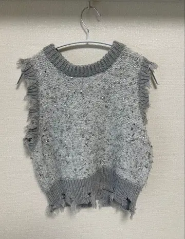 프린지 니트 베스트 그레이 VACANCY