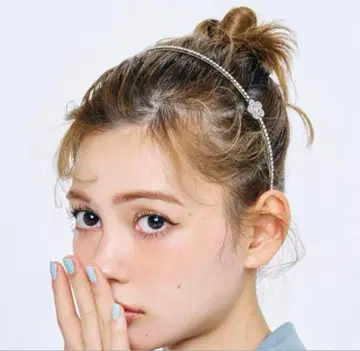 릴리 브라운 메리 퀀트 머리띠