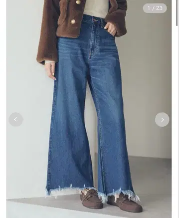 Mila Owen 프린지 헴 와이드 레그 데님 팬츠