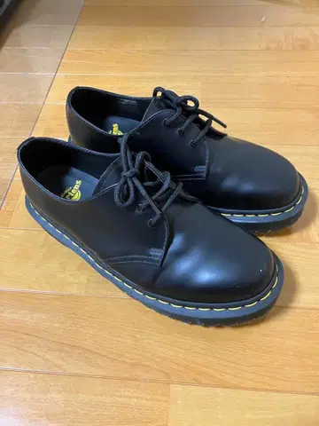 닥터마틴 3홀 28cm