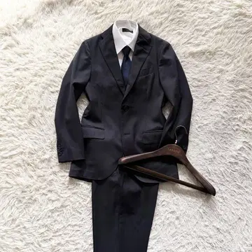 [ 새상품급 ] LARDINI 블랙 울 수트 사이즈 42