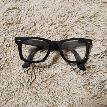 Ray-Ban 블랙 웰링턴 안경