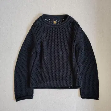 [ 새상품급 ] BATONER SUKASHI BOAT NECK 니트 블랙