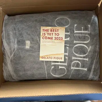 GELATO PIQUE HAPPY BOX 2025