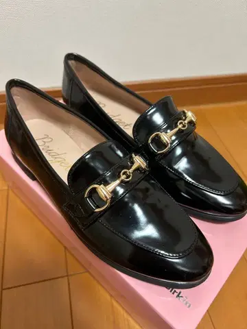 [ Bridget Birkin ] 22.5cm 여성용 로퍼 블랙