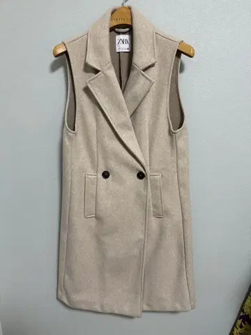 ZARA 베이지 더블 브레스트 베스트