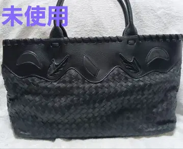 미사용 핸드백 가죽 블랙 메쉬 엠보