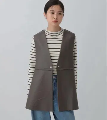 리버서블 보아 페이크 페더 베스트