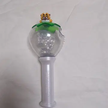 Ryosuke Yamada live tour 2025 red 응원봉