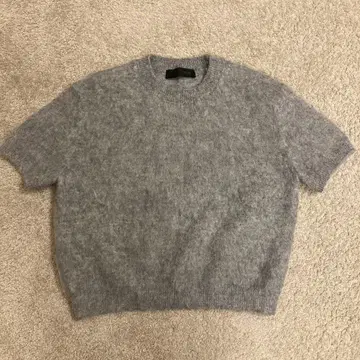 ZARA 이번 시즌 알파카 혼방 반팔 니트 M 사이즈