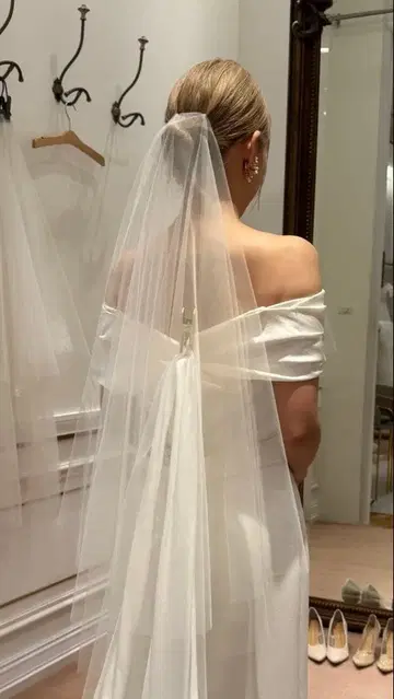 웨딩 베일 빗 포함 화이트 튤