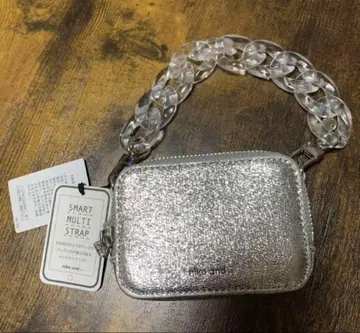 니코앤드 미사용 새상품 택 포함 체인 핸들 파우치 실버 백