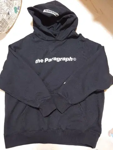 패러그래프 후드티 블랙