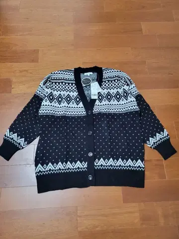 택 포함 새상품 글로벌 워크 멜티 니트 가디건 M