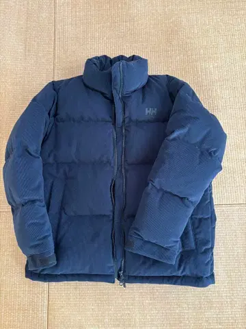 헬리 한센 네이비 다운 자켓