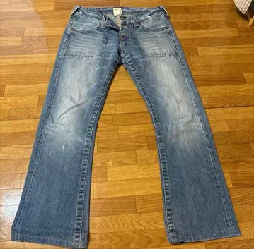 트루 릴리젼 부츠컷 데님 라이트 블루