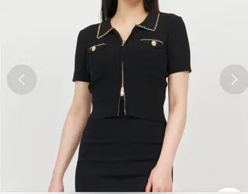 블랙 반팔 지퍼 상의