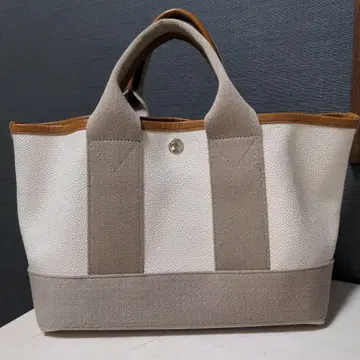 화이트 베이지 토트백