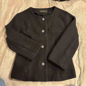 Unaca 블랙 노카라 자켓